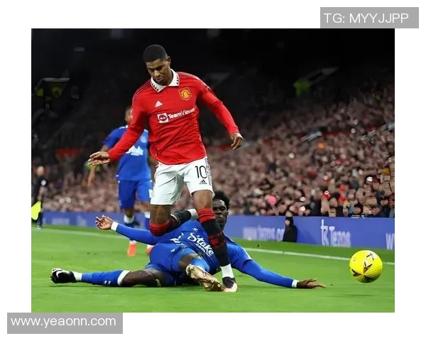 足总杯精彩对决阿森纳逆转拜仁引爆全场激情时刻分析